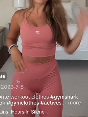 Gymshark Vital Seamless 2.0 Matching Set – Coral Red Marl